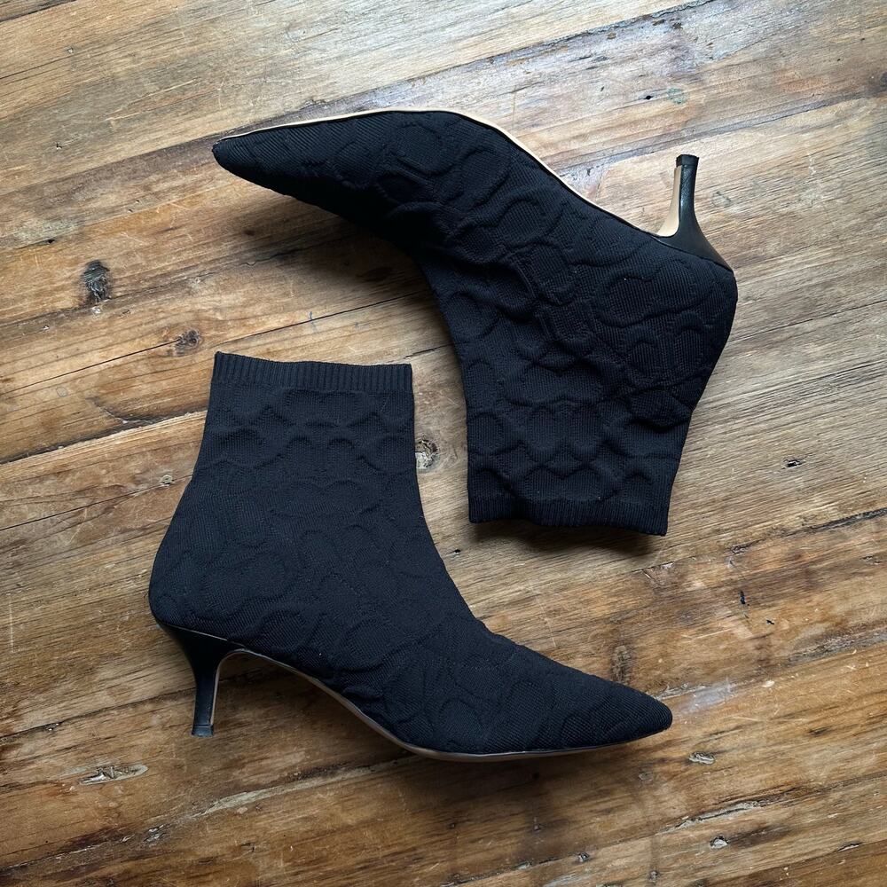 Coach Jade Knit Kitten Heel Boots Size 9.5